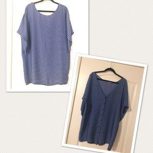Back button blouse with 3/4 sleeves